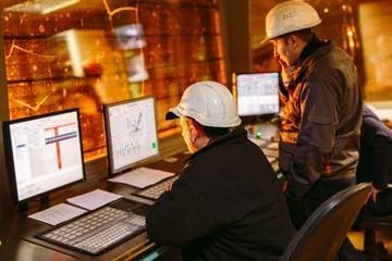 Mobilní terminály HMI zlepšují spolupráci provozních pracovníků a pracovníků údržby